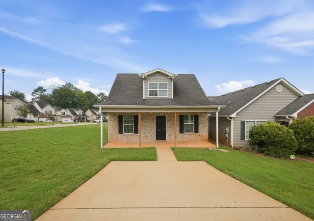 Photo 1 of Single family home for sale at 923 Carlton Pointe Ter, Palmetto, GA 30268 | MLS# 10852769 | Listing updated on 2026-09-25