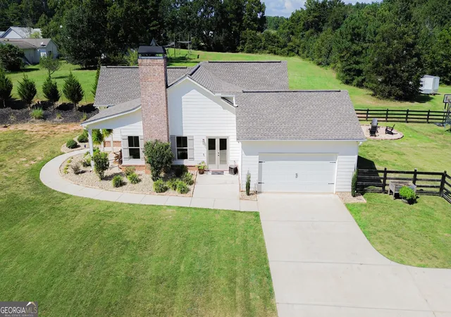 Photo 2 of Single family home for sale at 2383 Highway 11 Nw, Monroe, GA 30656 | MLS# 10840866 | Listing updated on 2026-09-19