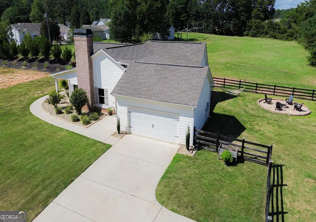Photo 3 of Single family home for sale at 2383 Highway 11 Nw, Monroe, GA 30656 | MLS# 10840866 | Listing updated on 2026-09-19