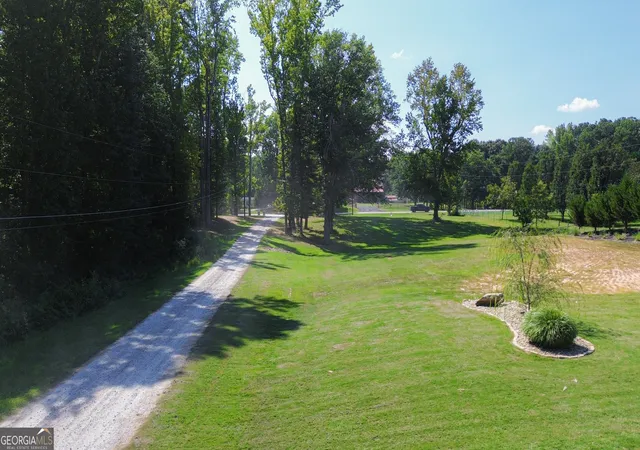 Photo 4 of Single family home for sale at 2383 Highway 11 NW, Monroe, GA 30656 | MLS# 10840866 | Listing updated on 2026-09-19