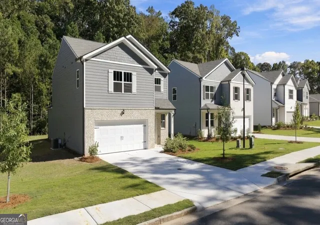 Photo 1 of Single family home for sale at 8166 Coldstream Dr, Fairburn, GA 30213 | MLS# 10878059 | Listing updated on 2026-10-27