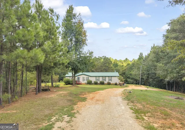 Photo 2 of Sale Pending at 3373 Hoot Owl Rd, Bowman, GA 30624 | MLS# 10851450 | Listing updated on 2026-10-05