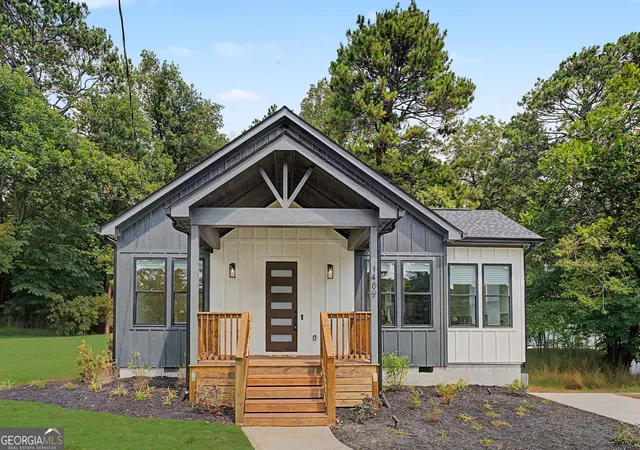 Photo 1 of Single family home for sale at 1409 Mims St Sw, Atlanta, GA 30314 | MLS# 10842418 | Listing updated on 2026-09-27