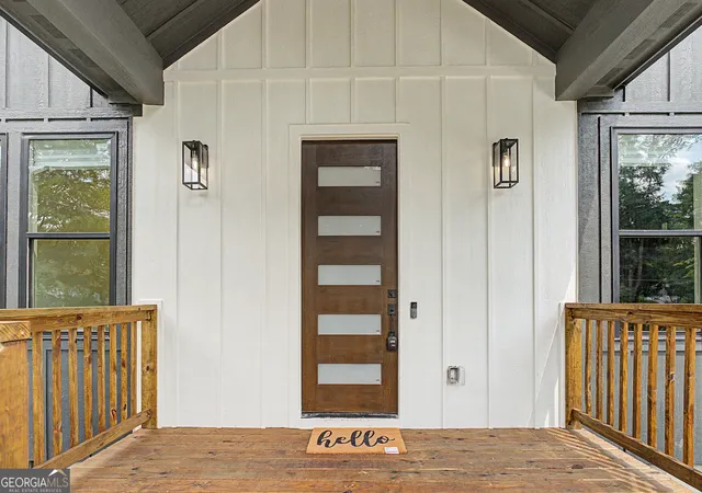 Photo 2 of Single family home for sale at 1409 Mims St Sw, Atlanta, GA 30314 | MLS# 10842418 | Listing updated on 2026-09-27