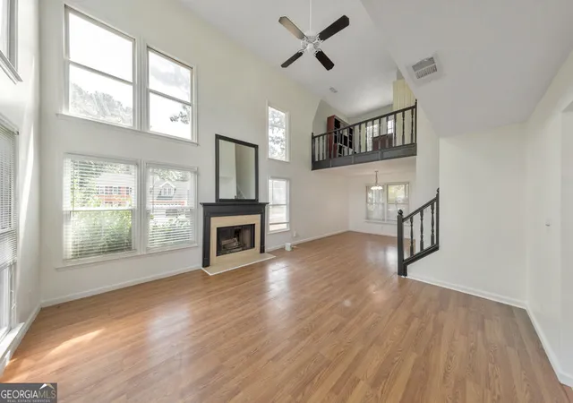 Photo 3 of Single family home for sale at 4996 Ter Green Tr, Stone Mountain, GA 30088 | MLS# 10840506 | Listing updated on 2026-09-17