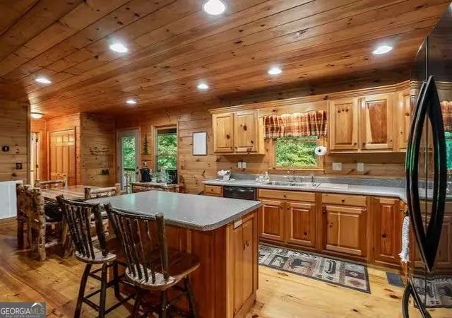 Photo 3 of Single family home for sale at 808 Villa Dr, Ellijay, GA 30540 | MLS# 10853590 | Listing updated on 2026-09-25