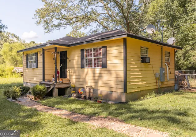 Photo 1 of Single family home for sale at 1040 Laboon Rd, Monroe, GA 30655 | MLS# 10842722 | Listing updated on 2026-09-09