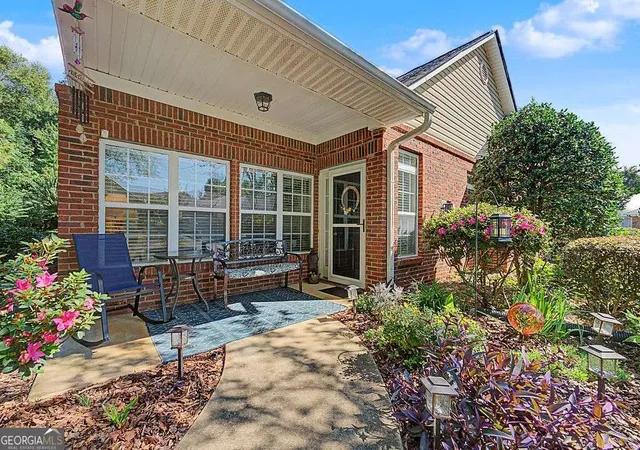 Photo 3 of Condo for sale at 4003 Villa Springs Comn, Powder Springs, GA 30127 | MLS# 10844233 | Listing updated on 2026-09-11