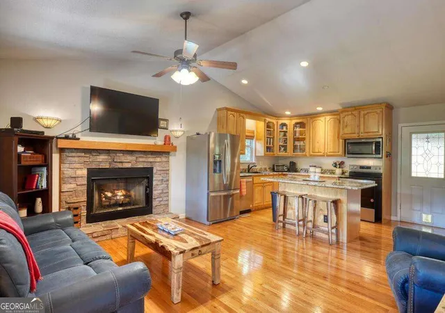 Photo 3 of Single family home for sale at 152 Dockery Ridge Rd, Young Harris, GA 30582 | MLS# 10846189 | Listing updated on 2026-09-30