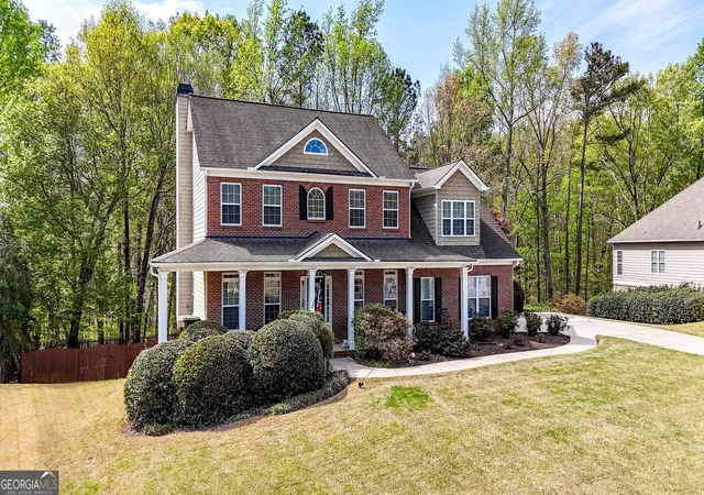 Photo 3 of Sale Pending at 4131 Richardson Farm Dr Nw, Kennesaw, GA 30152 | MLS# 10841188 | Listing updated on 2026-09-14