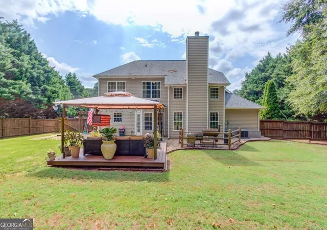 Photo 4 of Single family home for sale at 775 Winding Grv Ln, Loganville, GA 30052 | MLS# 10851672 | Listing updated on 2026-10-07