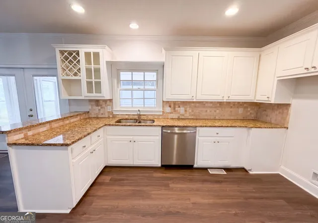 Photo 2 of Single family home for sale at 1990 Eagle Ridge Dr Sw, Conyers, GA 30094 | MLS# 10841260 | Listing updated on 2026-09-26