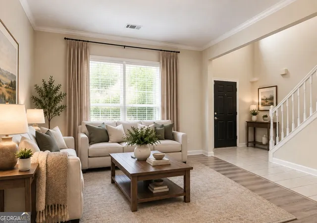 Photo 2 of Sale Pending at 5035 Villas Ter, Stone Mountain, GA 30088 | MLS# 10844738 | Listing updated on 2026-09-18