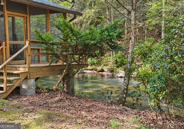 Photo 3 of Single family home for sale at 10 Fightingtown Dr, Blue Ridge, GA 30513 | MLS# 10833766 | Listing updated on 2026-09-18