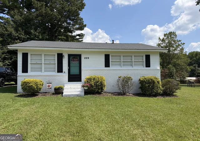 Photo 1 of Single family home for sale at 229 Church St, Bremen, GA 30110 | MLS# 10841034 | Listing updated on 2026-10-01