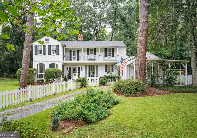 Photo 1 of Single family home for sale at 1153 Jackson Springs Rd, Macon, GA 31211 | MLS# 10843833 | Listing updated on 2026-09-11