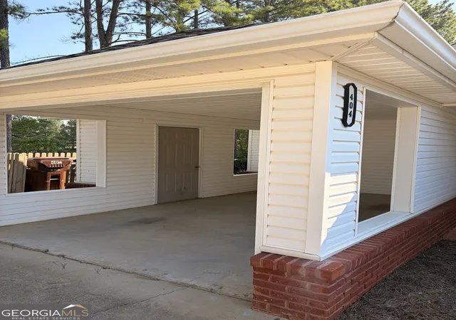 Photo 3 of Sale Pending at 150 Old Ml Rd #404, Cartersville, GA 30120 | MLS# 10838284 | Listing updated on 2026-09-06