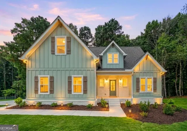 Photo 1 of Single family home for sale at 8560 Old Keith Brg Rd, Gainesville, GA 30506 | MLS# 10845671 | Listing updated on 2026-10-06