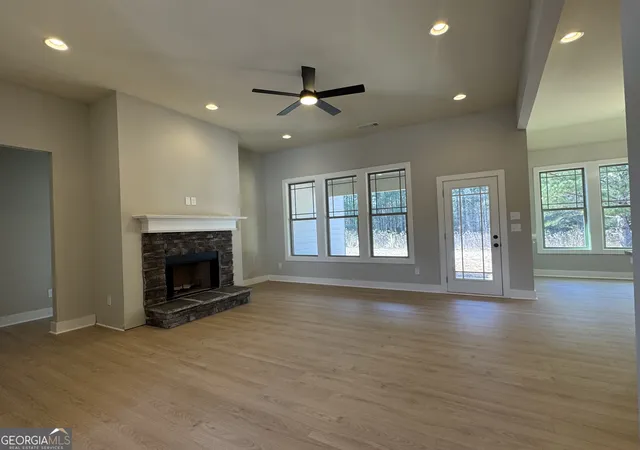 Photo 4 of Single family home for sale at 175 Country World Dr, Macon, GA 31211 | MLS# 10841610 | Listing updated on 2026-09-08