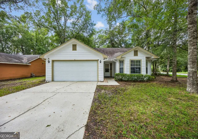 Photo 1 of Single family home for sale at 101 Baytree Ct, Kingsland, GA 31548 | MLS# 10840586 | Listing updated on 2026-09-18