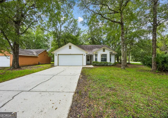 Photo 3 of Single family home for sale at 101 Baytree Ct, Kingsland, GA 31548 | MLS# 10840586 | Listing updated on 2026-09-18