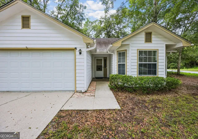 Photo 4 of Single family home for sale at 101 Baytree Ct, Kingsland, GA 31548 | MLS# 10840586 | Listing updated on 2026-09-18