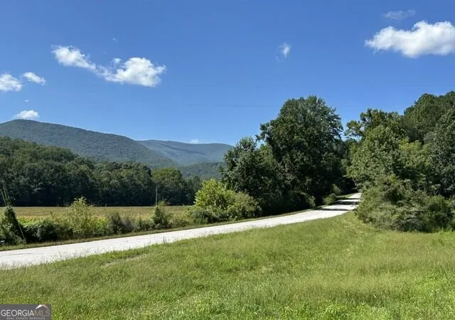Photo 3 of Single family home for sale at 112 Kennedy Mountain Rd, Clarkesville, GA 30523 | MLS# 10832834 | Listing updated on 2026-09-08