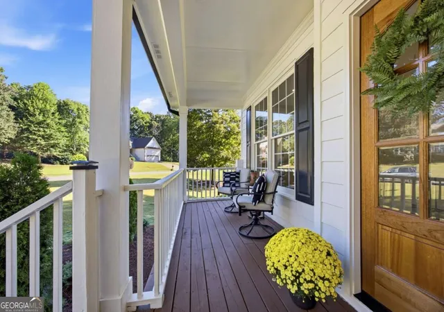 Photo 4 of Single family home for sale at 307 Oakwind Way Dr, Canton, GA 30114 | MLS# 10870517 | Listing updated on 2026-10-29