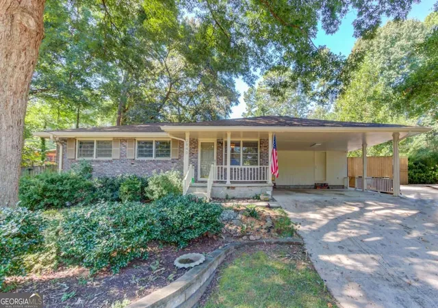 Photo 1 of Single family home for sale at 2840 Locksley Ct, Tucker, GA 30084 | MLS# 10848329 | Listing updated on 2026-09-17