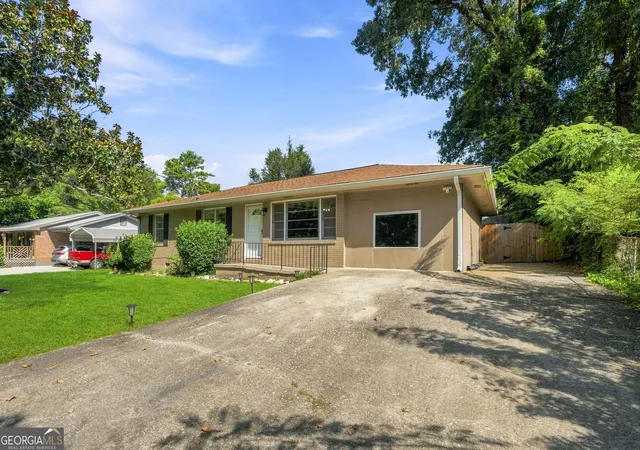 Photo 4 of Single family home for sale at 2600 Farn Dr, Ellenwood, GA 30294 | MLS# 10834852 | Listing updated on 2026-09-16