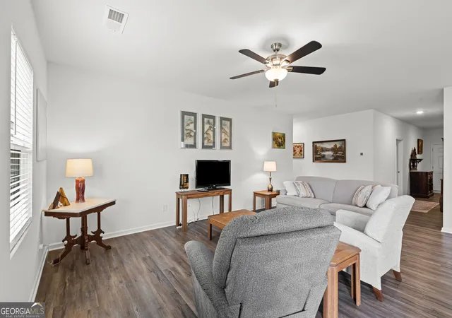 Photo 4 of Single family home for sale at 77 Shepard Dr, Dawsonville, GA 30534 | MLS# 10876129 | Listing updated on 2026-10-29