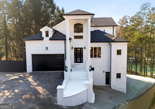 Photo 3 of Mansion for sale at 2390 Peachtree Rd, Cumming, GA 30041 | MLS# 10845710 | Listing updated on 2026-10-02
