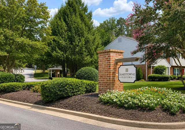 Photo 2 of Townhouse for sale at 1130 Jamestowne Trl, Alpharetta, GA 30009 | MLS# 10839898 | Listing updated on 2026-09-17