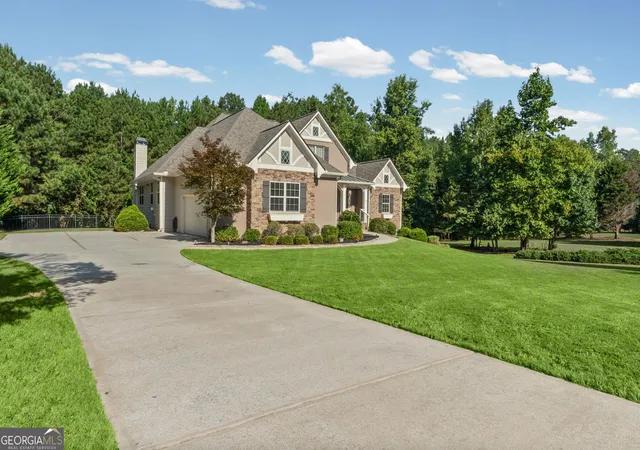 Photo 2 of Single family home for sale at 314 Wintersweet Way, Sharpsburg, GA 30277 | MLS# 10849737 | Listing updated on 2026-10-07