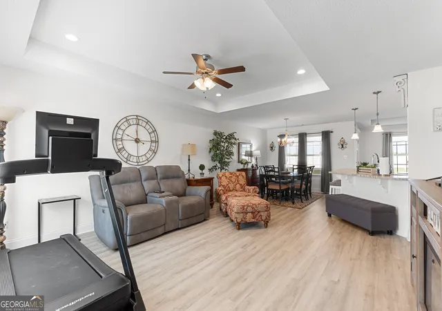 Photo 3 of Single family home for sale at 425 Lamplight Dr, Byron, GA 31008 | MLS# 10843922 | Listing updated on 2026-09-11