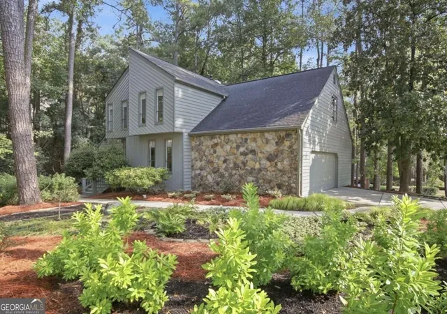 Single family home for sale at 2222 Chimney Springs Dr, Marietta, GA 30062 | MLS# 10852559