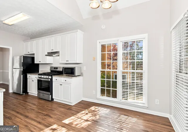 Photo 4 of Single family home for sale at 4904 Ascot Blf NW, Acworth, GA 30102 | MLS# 10850933 | Listing updated on 2026-10-07