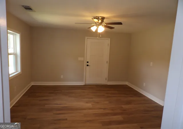Photo 4 of Single family home for sale at 808 Alabama St, Carrollton, GA 30117 | MLS# 10830537 | Listing updated on 2026-09-17