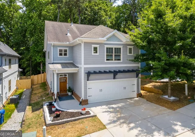Photo 1 of Single family home for sale at 1749 Russell St, Atlanta, GA 30316 | MLS# 10838165 | Listing updated on 2026-09-02