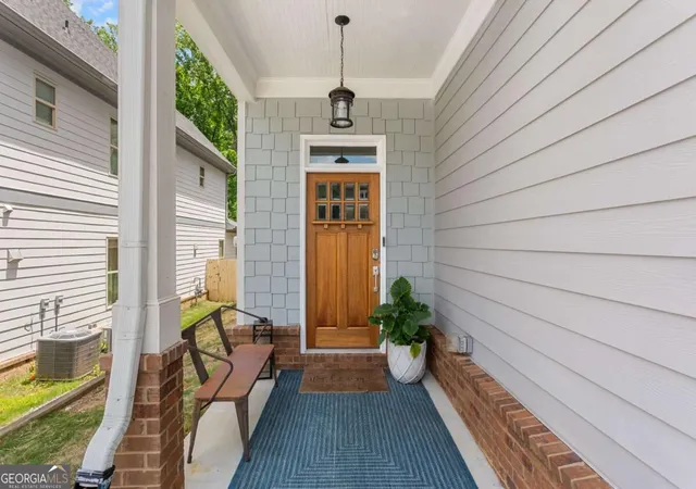 Photo 2 of Single family home for sale at 1749 Russell St, Atlanta, GA 30316 | MLS# 10838165 | Listing updated on 2026-09-02