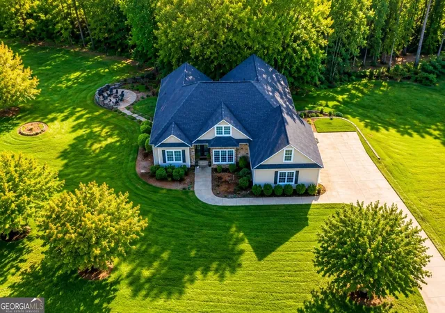 Photo 2 of Single family home for sale at 33 Highland Rd N, Dahlonega, GA 30533 | MLS# 10804016 | Listing updated on 2026-09-03