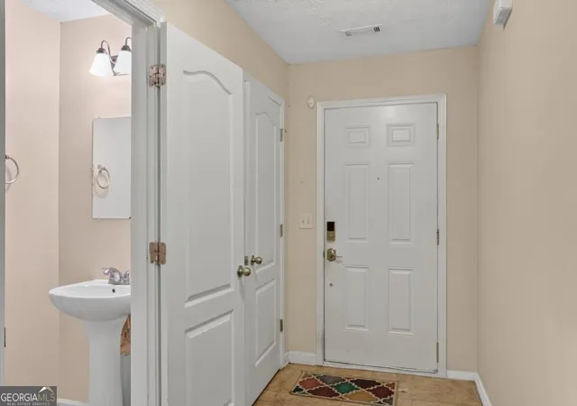 Photo 2 of Townhouse for sale at 1720 Formosa Ln, Mcdonough, GA 30253 | MLS# 10848278 | Listing updated on 2026-09-23