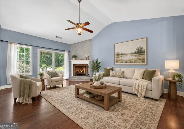 Photo 2 of Townhouse for sale at 222 Ridgehaven Trl, Ellijay, GA 30536 | MLS# 10782755 | Listing updated on 2026-09-12