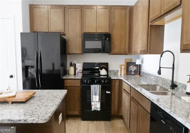 Photo 3 of Townhouse for sale at 206 Clara Xing #11, Cartersville, GA 30120 | MLS# 10837305 | Listing updated on 2026-09-15