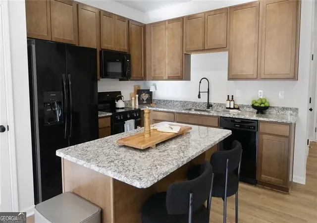 Photo 4 of Townhouse for sale at 206 Clara Xing #11, Cartersville, GA 30120 | MLS# 10837305 | Listing updated on 2026-09-15