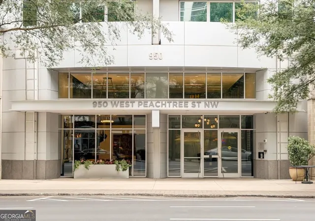 Photo 3 of Condo for sale at 950 W Peachtree St Nw #913, Atlanta, GA 30309 | MLS# 10853051 | Listing updated on 2026-10-09