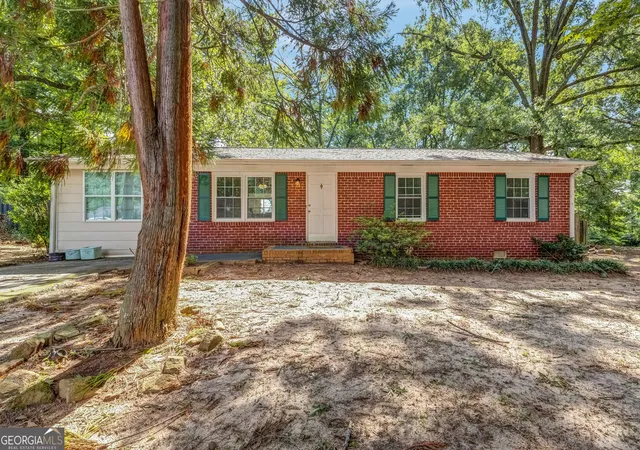 Photo 1 of Single family home for sale at 135 Highland Dr, Stockbridge, GA 30281 | MLS# 10839521 | Listing updated on 2026-09-30