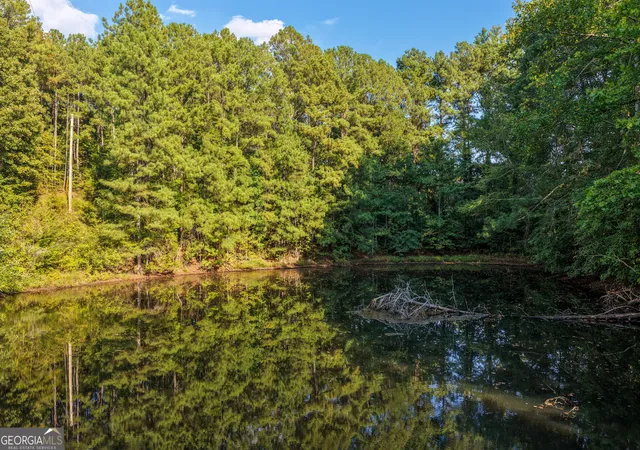 Photo 3 of Single family home for sale at 192 Dover Rd Ne, Resaca, GA 30735 | MLS# 10851726 | Listing updated on 2026-10-08