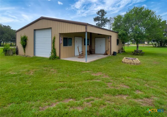 Photo 4 of Single family home for sale at 3662 N Fm 444, Inez, TX 77968 | MLS# 545697 | Listing updated on 2026-09-11