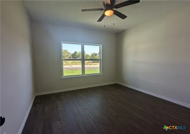 Photo 4 of Single family home for sale at 1708 E Ave G, Lampasas, TX 76550 | MLS# 548925 | Listing updated on 2026-09-09